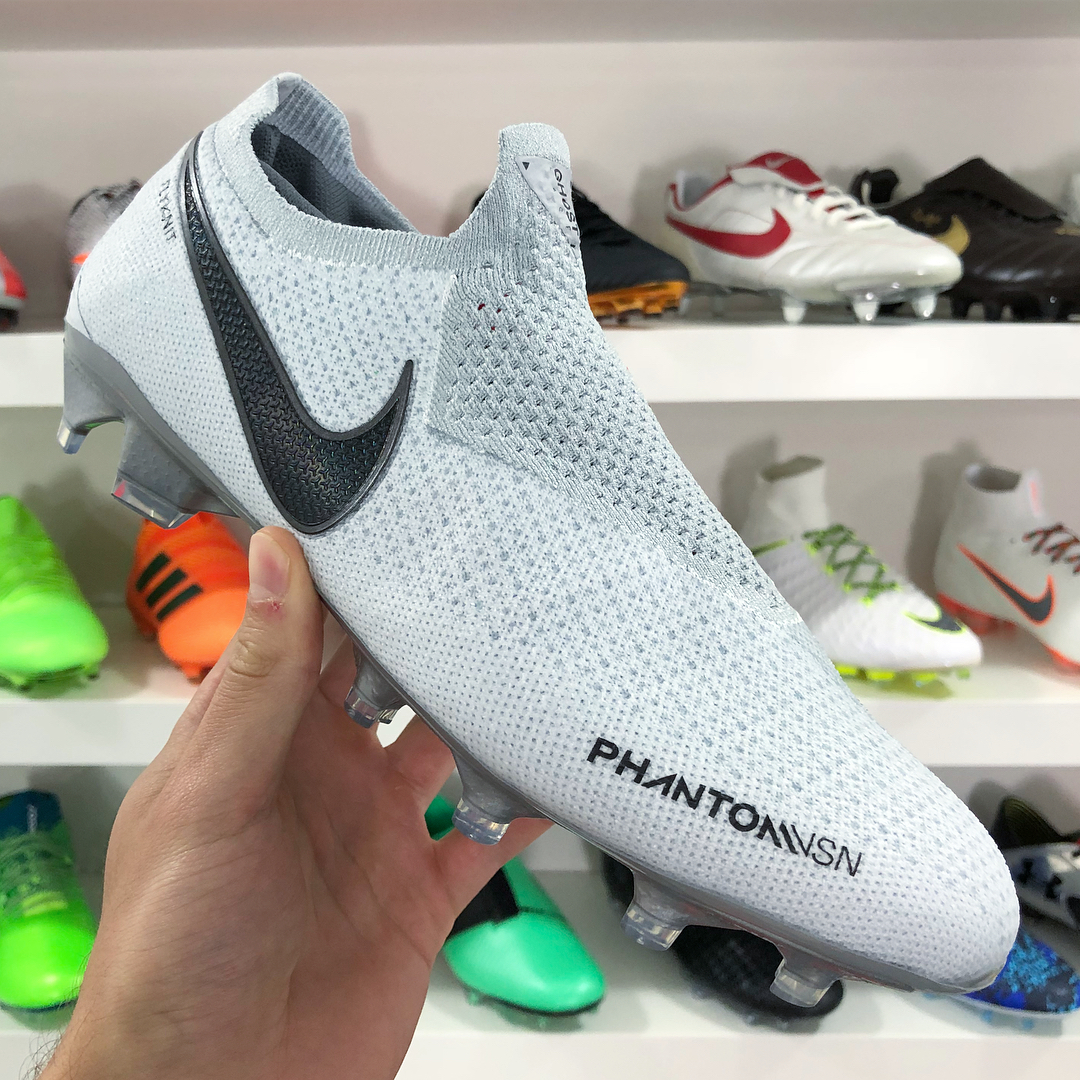 Nike phantom 2025 vision low cut